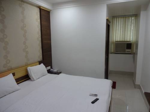 Hotel Vinayak International